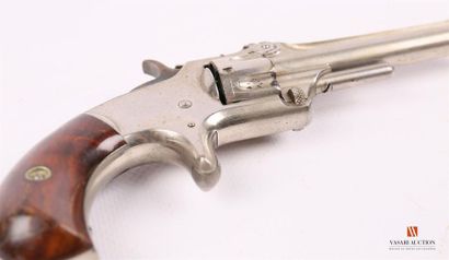 null Revolver SMITH & WESSON calibre .22, canon rond à pan supérieur bien marqué...