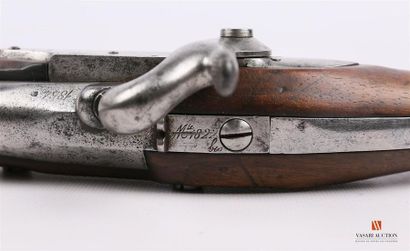 null Pistolet réglementaire modèle 1822 T Bis, modèle construit neuf, platine à corps...