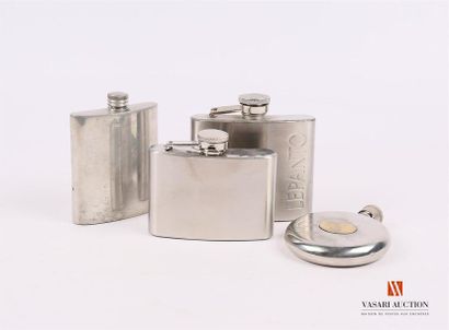 null ensemble de 4 flasques à alcool en métal argenté (H. 8,5 cm, 8 cm, 6 cm et diamètre...