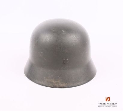 null Casque modèle 1935, un insigne de l'armée de terre allemande (aigle argent à...