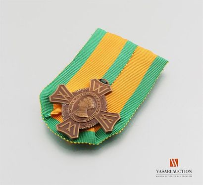 null Pays bas - Médaille commémorative de la guerre 39-45, TBE
