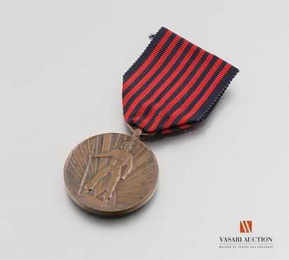 null Belgique - Médaille du volontaire 1940-1945, TTB
