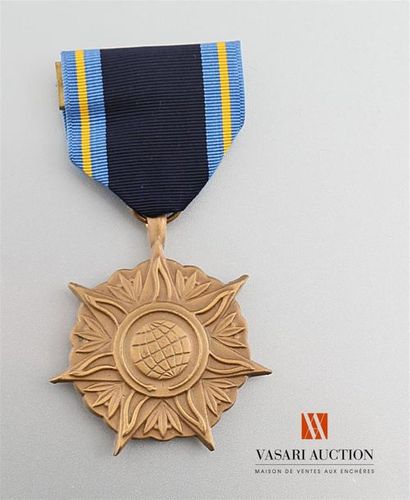 null Etats Unis d'Amérique - Nasa distinguished public service medal, 45 mm, TBE...