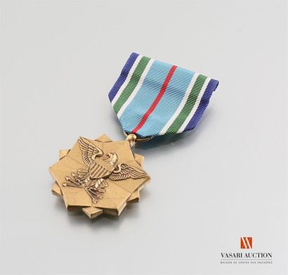 null Etats Unis d'Amérique - Achivement medal, joint service, 35 mm, BE
