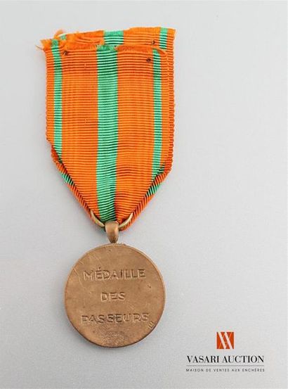 null Union nationale des évadés - Médaille des passeurs, ruban avec agrafe UNEG,...