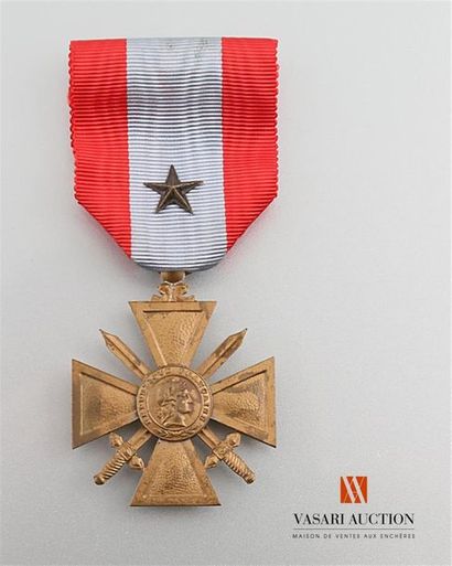 null Croix de guerre des théatres d'opérations extérieurs, ruban avec étoile de bronze,...