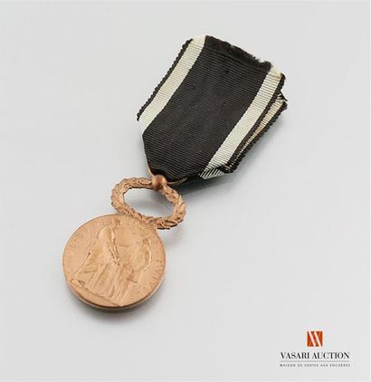 null Médaille d'honneur des sociétés de secours mutuels, ministère de l'intérieur...