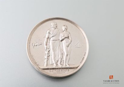 null La vaccine, médaille, argent, 41 mm, attribuée 1846, tranche lisse, un choc...