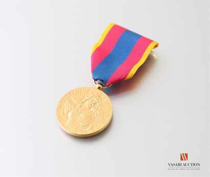 null France: médaille de la Défense nationale, échelon or, TTB-SUP
