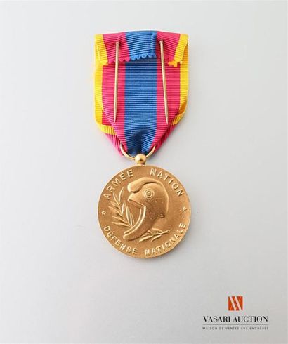 null France: médaille de la Défense nationale, échelon or, TTB-SUP
