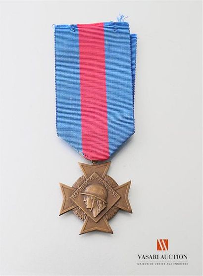 null France, croix des services militaires volontaires, bronze, BE-TBE
