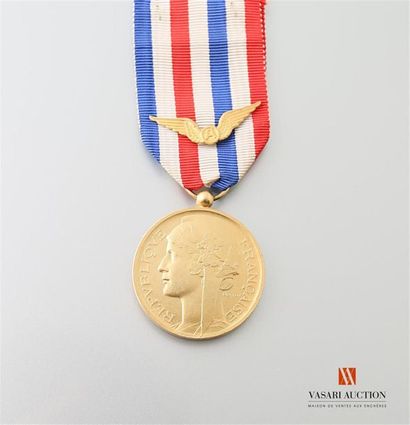 null France: médaille d'honneur de l'aéronautique, modèle de Morlon, vermeil 32 mm,...