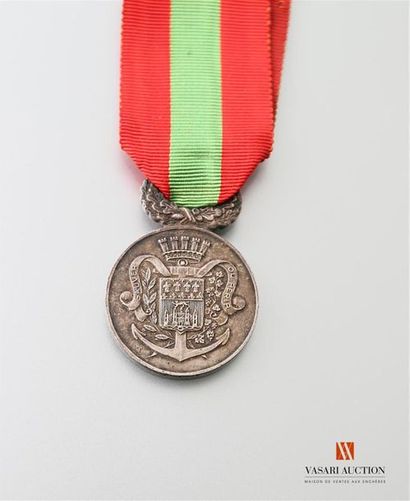 null France: médaille d'honneur des sauveteurs de la Gironde, 1855, bronze argenté,...