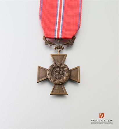 null France - Croix de reconnaissance du Réseau Sylvestre, bronze, au centre d'avers...