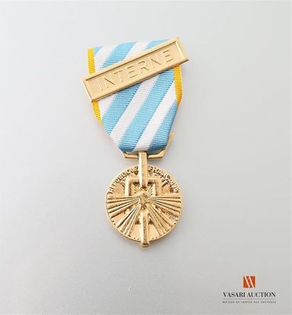 null France - Médaille de la déportation et de l'internement 1940-1945, avec agrafe...