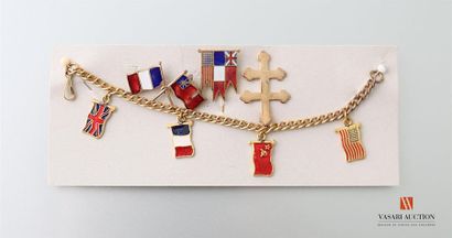 null France, époque Libération, bracelet patriotique comportant les drapeaux francais,...
