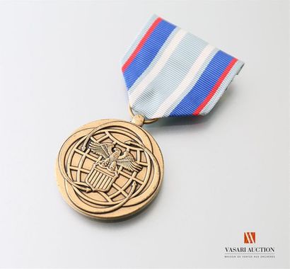 null États Unis d'Amérique - Medal for excellence in operational support, 34 mm,...