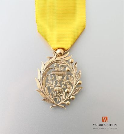 null Cambodge - Ordre royal du Muniséraphon, insigne de chevalier, vermeil, TTB-...