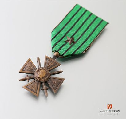 France - Croix de guerre 1939-1940, ruban...