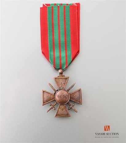 null France - Croix de guerre 1939, bon ruban, TTB
