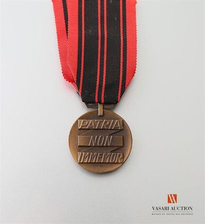 null France - Médaille de la résistance française, ruban avec rosette, TTB-SUP
