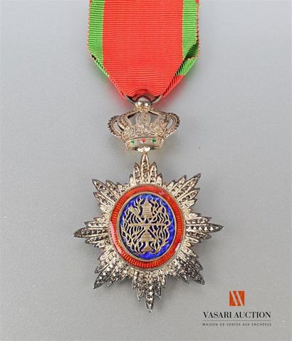 null Ordres et décorations : Ordre Royal du Cambodge, fondé en 1864, bijou de chevalier,...
