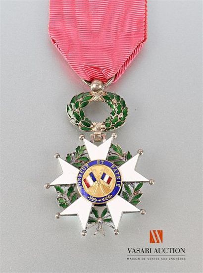null Ordres et décorations : Ordre de la Légion d'honneur, étoile de chevalier, 38...