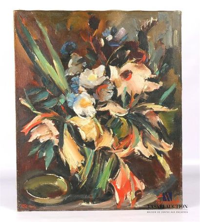 null Boris PASTOUKHOFF (1894-1974) 
Fleurs
Huile sur toile 
Datée et située "1952...