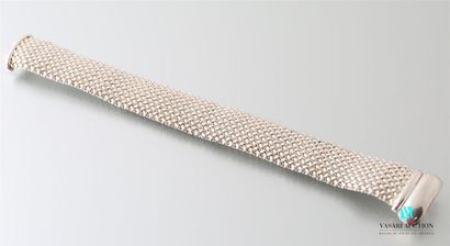 null Soft silver bracelet with interlaced
mesh Gross weight: 64.33 g
