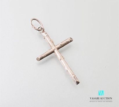 null Silver pendant with cross-shaped wooden branches 
Weight: 3.60 g