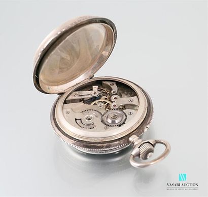 null Important silver gusset watch with double basin, the upper one has a blind medallion...