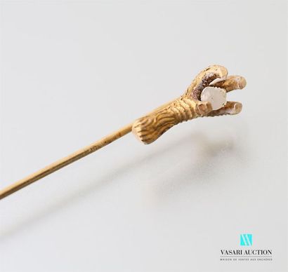 null 750-thousandths yellow gold pin with a raptor greenhouse motif holding an imitation...