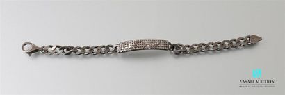 null Curb in patinated silver and diamond paving Gross
weight: 14.49 g - Length:...