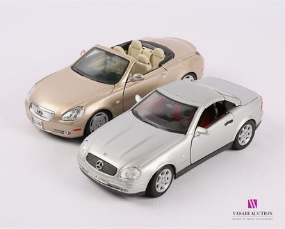 null MAISTO (Thailande)
Deux voitures 1/18 Lexus SC430 et Mercedes Benz SLK 230
(état...