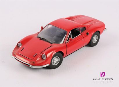 null ANSON (Chine)
Voiture 1/18 Ferrari 246 GT 
(état d'usage)