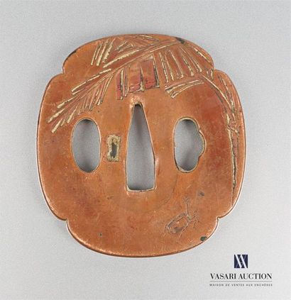 null Tsuba of quadrilobal shape in copper with engraved palm decoration, scarab and...
