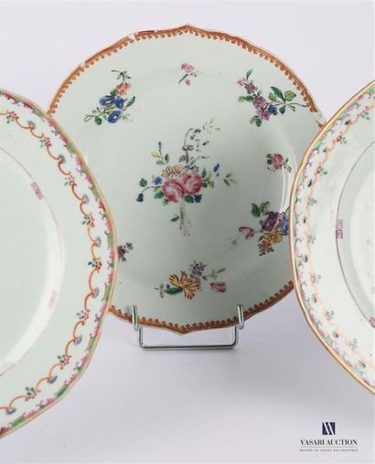 null CHINA - INDIAN
COMPANY Set of three plates including a pair of white porcelain...