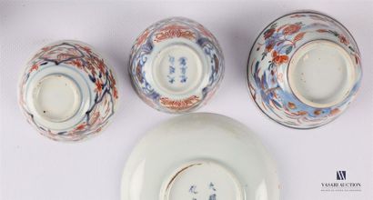null CHINA - IMARI
Lot including two bowls, three sorbets and three white porcelain...