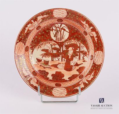 null JAPAN - KUTANI
Hollow porcelain plate in the Ko-Kutani style decorated with...