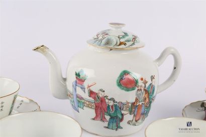 null CHINA
White porcelain teapot treated in polychrome, the belly decorated with...