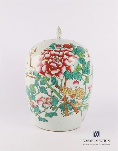 null CHINA
Ginger pot covered in polychrome treated porcelain decorated with cherry...