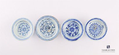 null CHINA
Set of four small porcelain cups mounted with white blue decoration of...