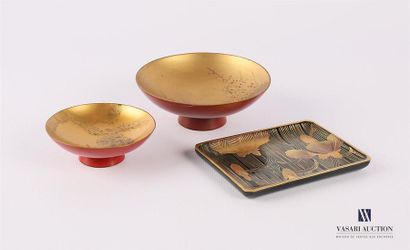 null JAPAN
Set of three pieces in lacquered wood including a rectangular card holder...