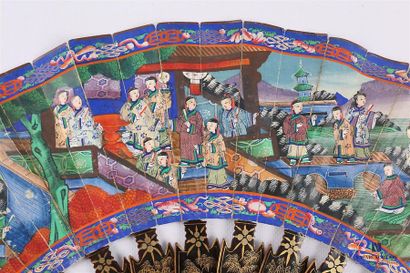 null CHINA - Canton
Fan with fifteen strands of paper decorated with gouache painted...