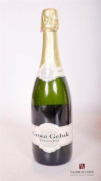 null 1 bottleGROOT GELUK South
 African raw sparkling white wine, impeccable presentation...