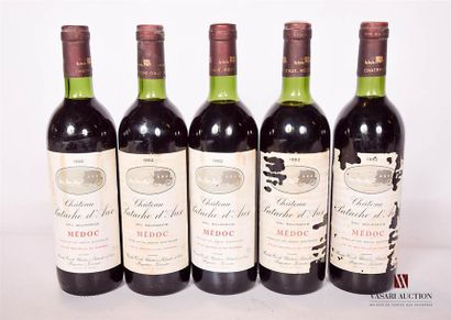 null 5 bottles of AUXMédoc PATACHE CB1982And
 a little stained (3 torn). N: 4 upper...
