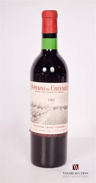 null 1 bouteille	DOMAINE DE CHEVALIER	Graves GCC	1961
	Et. fanée, un peu tachée et...