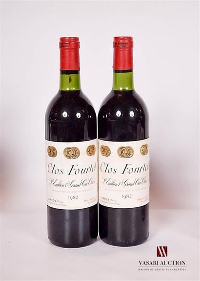 null 2 bottlesCLOS FOURTETSt Emilion 1st GCC1982St
.: 1 stained, 1 more stained....