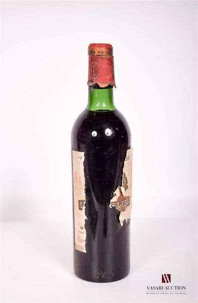 null 1 bottleChâteau L'ANGÉLUSSt Emilion GCC1967Et
. totally torn. Cap skirt for...