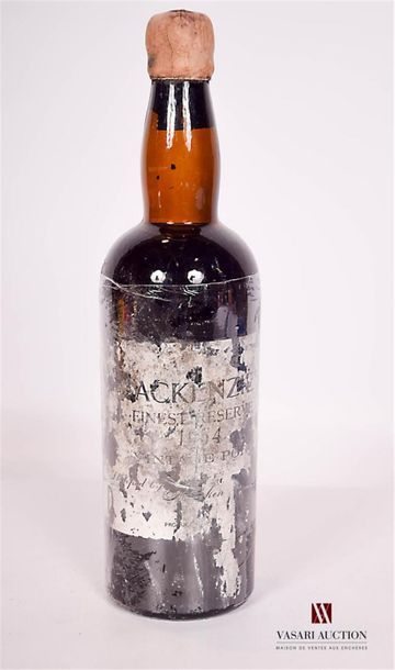 null 1 bottlePorto "Finest Reserve" MACKENZIE'S Vintage1954Porto
 "Finest Reserve"...
